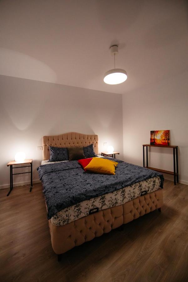 Mountain Retreat Apartment Sinaia Exterior photo