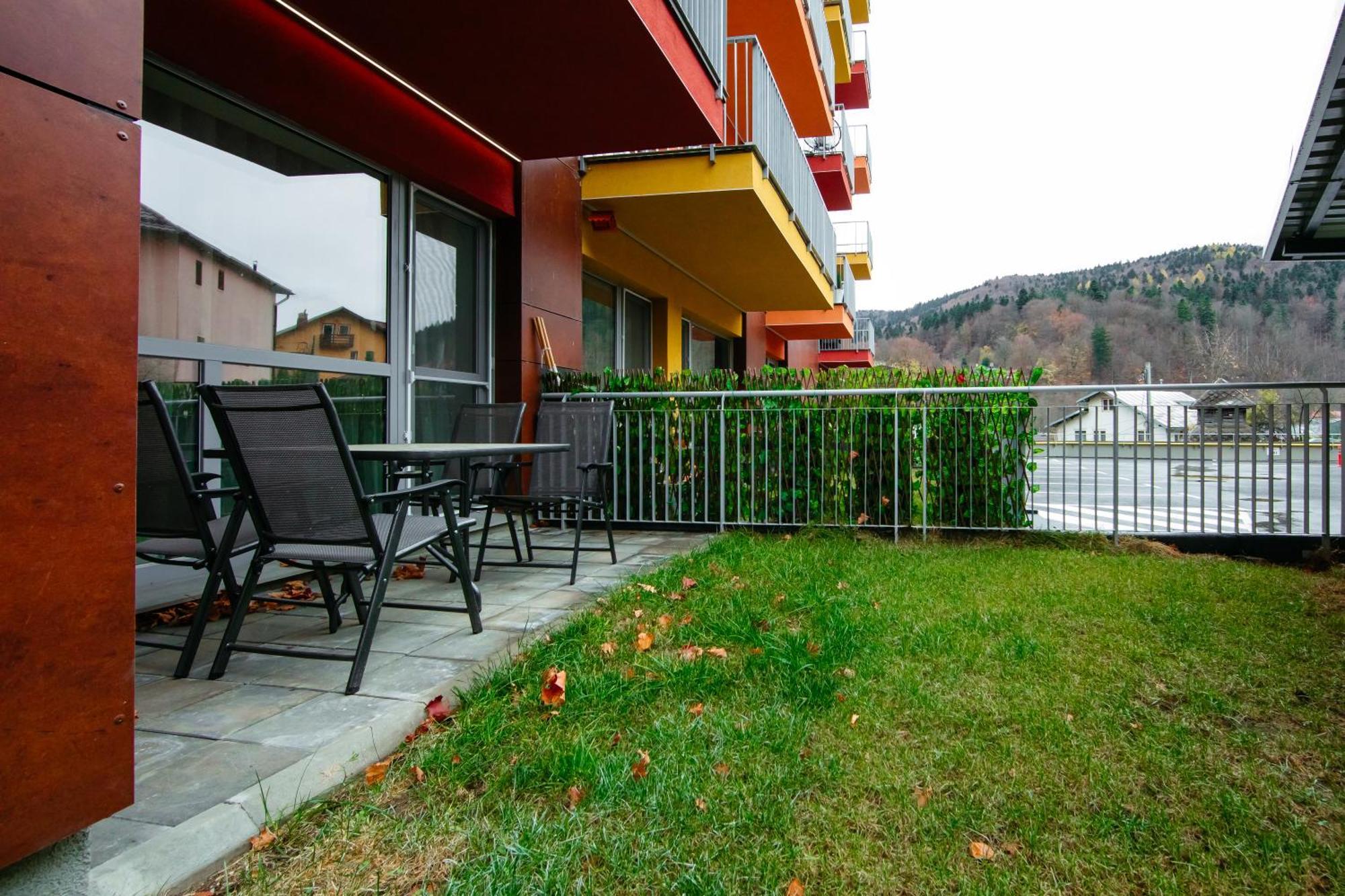 Mountain Retreat Apartment Sinaia Exterior photo